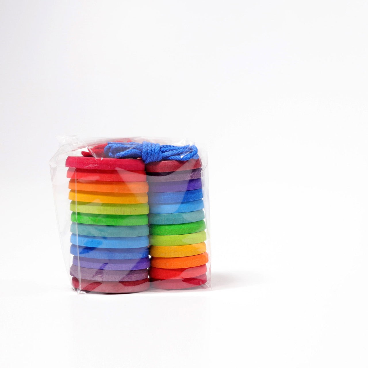 3006080_10317 24 Große Regenbogen Knöpfe Fädelübung