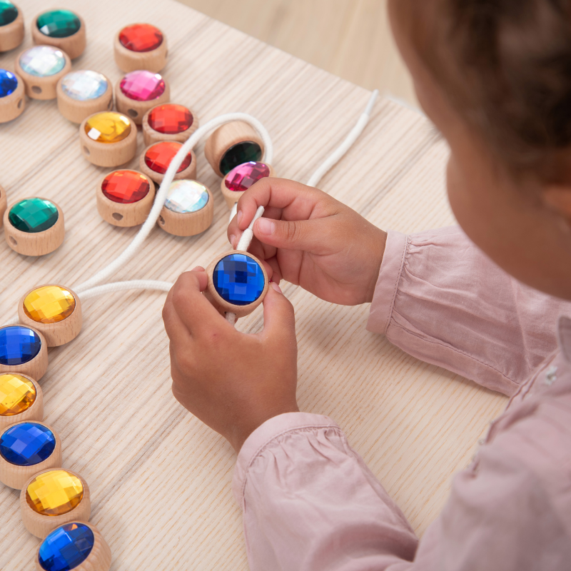 Runde Schmucksteine zum Auffädeln (3+)