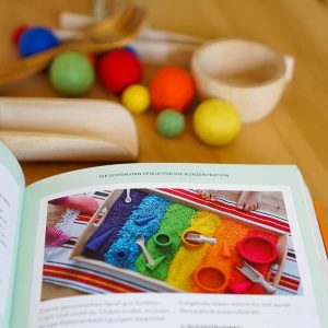 BUNDLE: Buch "Kinder spielerisch fördern" samt Zubehör