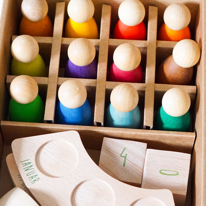 ewiger Kalender (mit 12 Figuren)